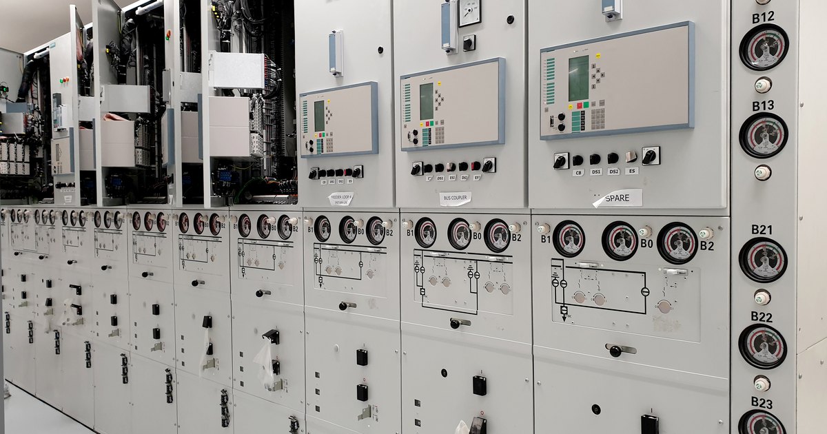 Cubículo blindado: classes da IEC 62271-200 e como escolher